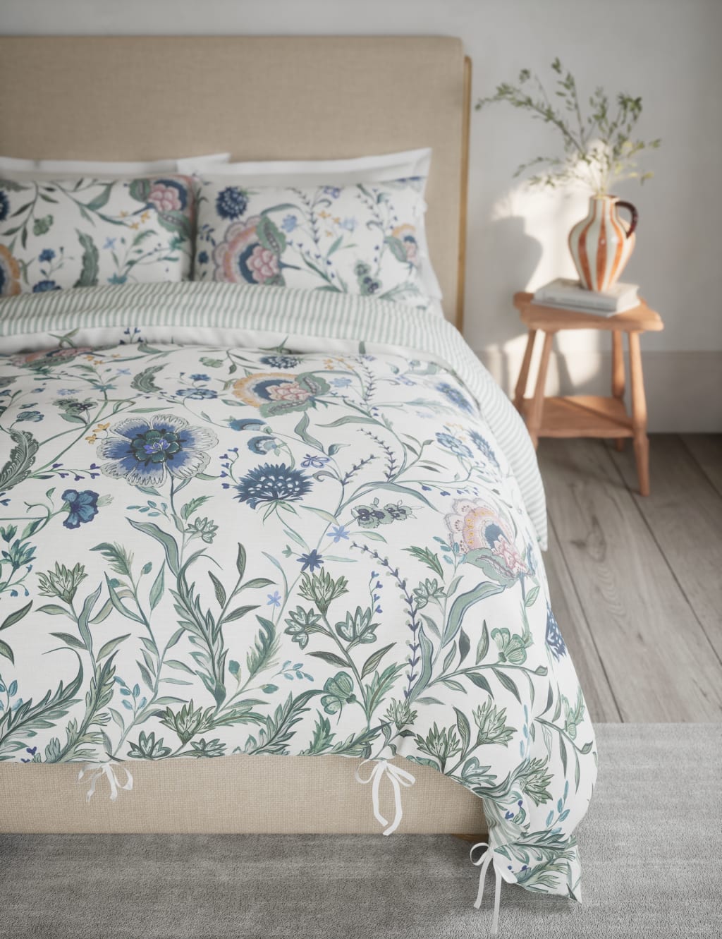 Pure Cotton Floral Bedding Set 1 of 5