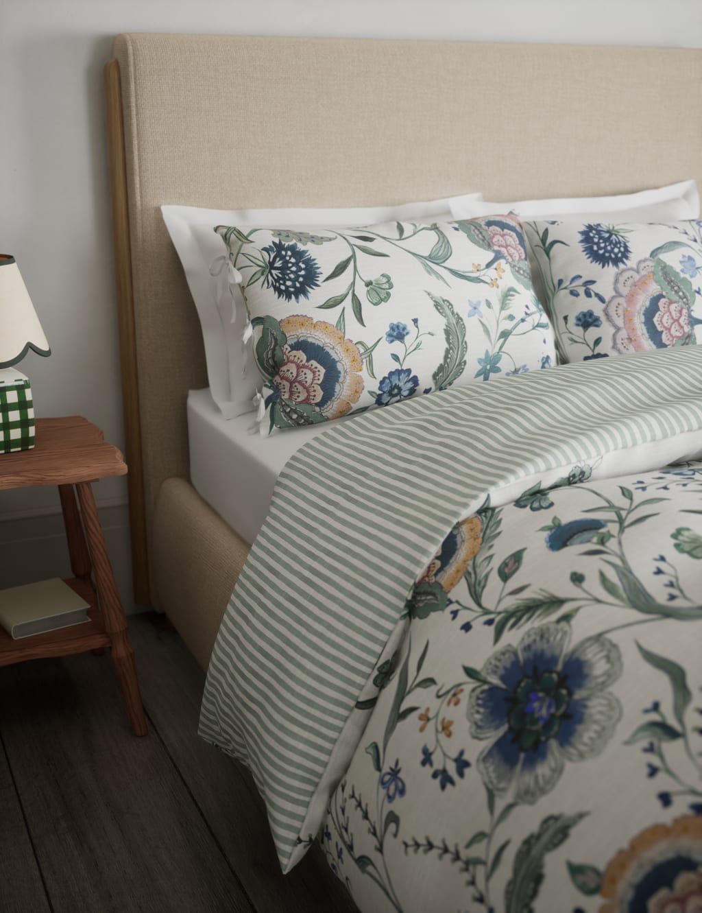 Pure Cotton Floral Bedding Set 4 of 5