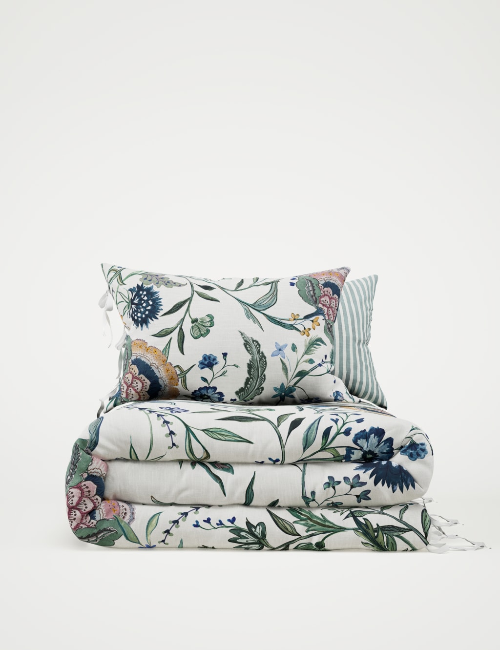 Pure Cotton Floral Bedding Set 2 of 5