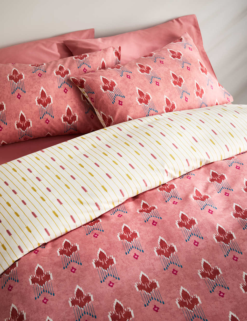 M&s duvets & pillows shop