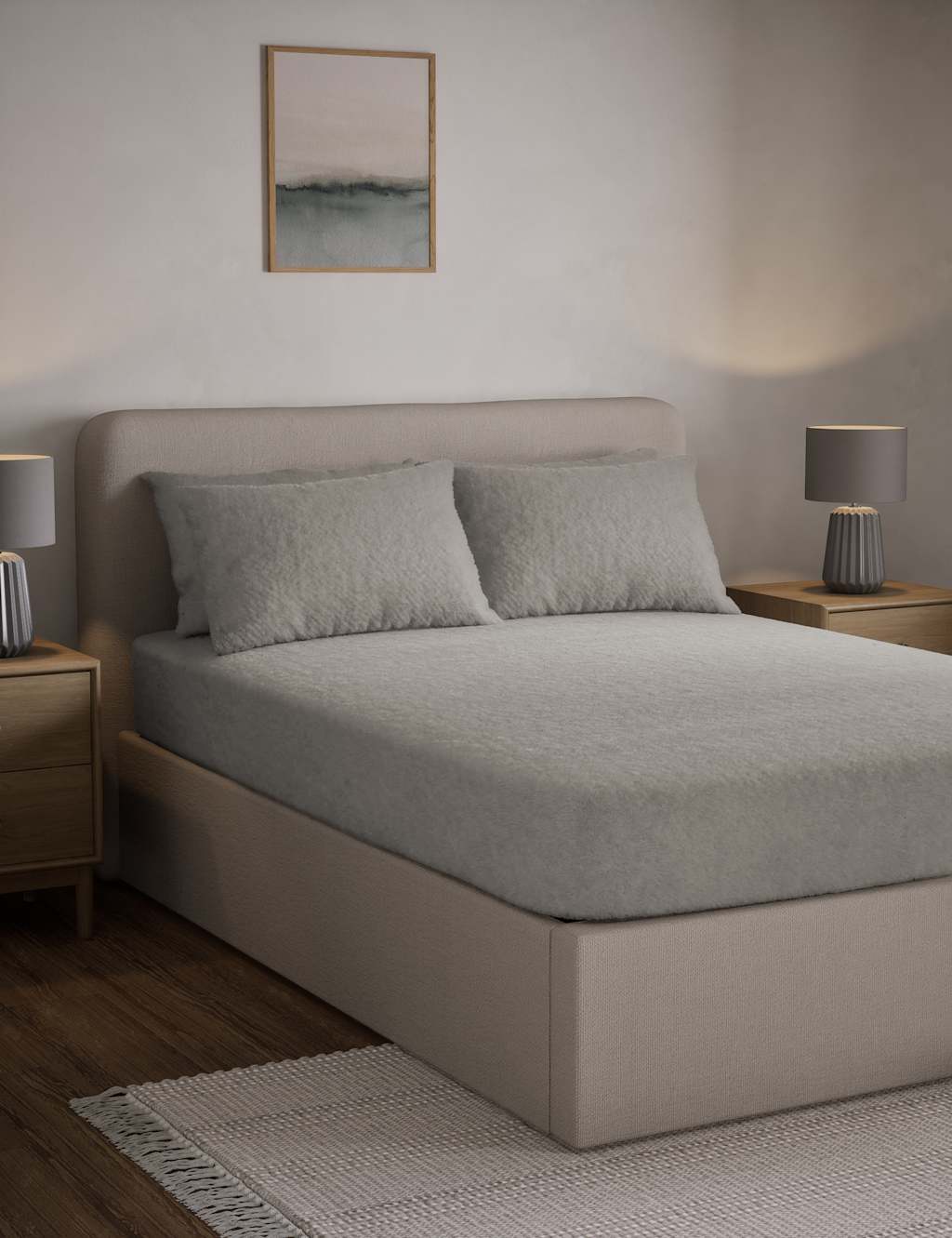 Teddy Fleece Deep Fitted Sheet 1 of 3