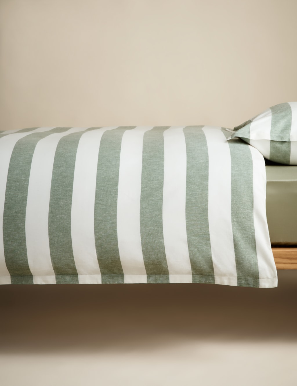 Linen Blend Striped Bedding Set 4 of 7