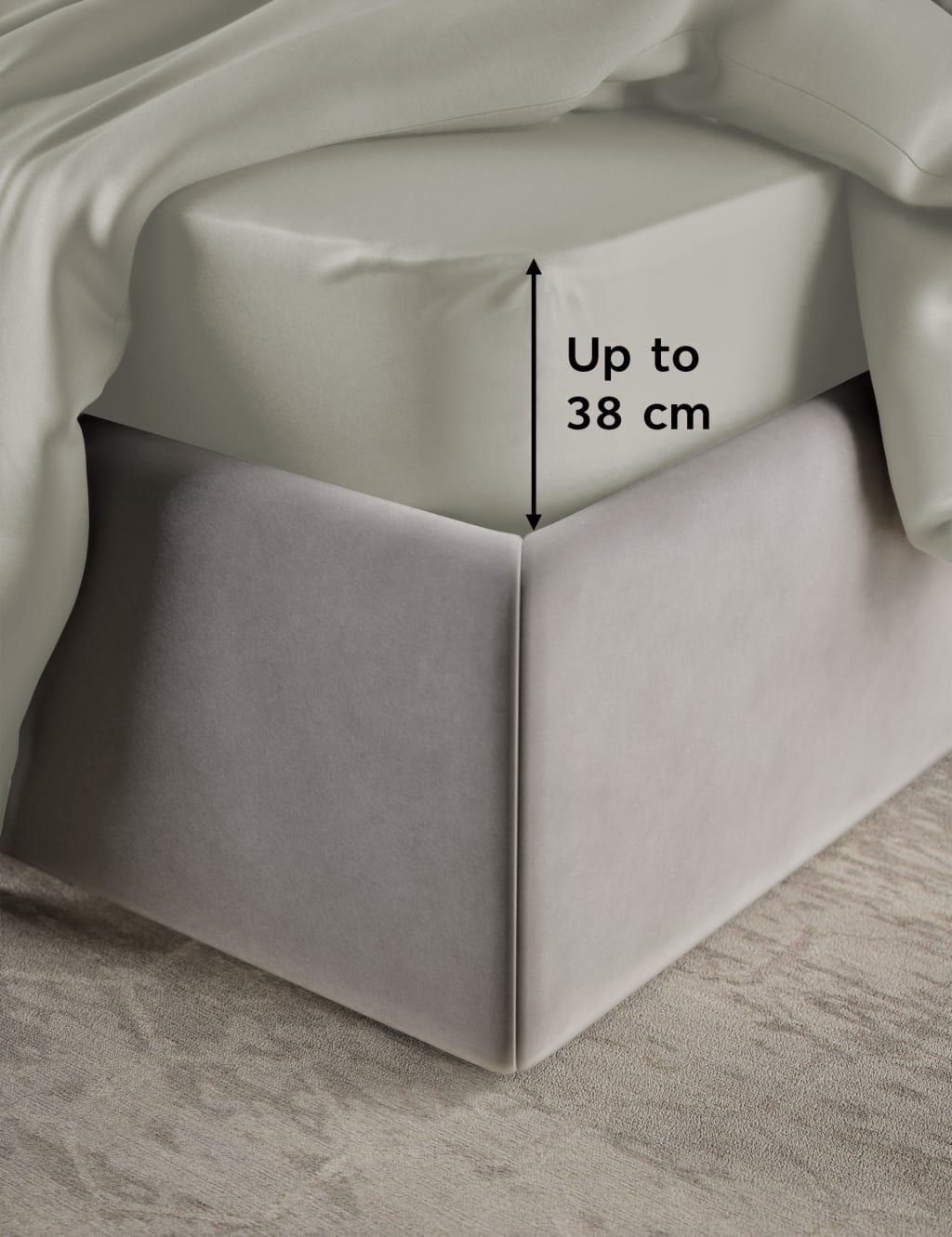 Egyptian Cotton Sateen 400 Thread Count Extra Deep Fitted Sheet 5 of 5