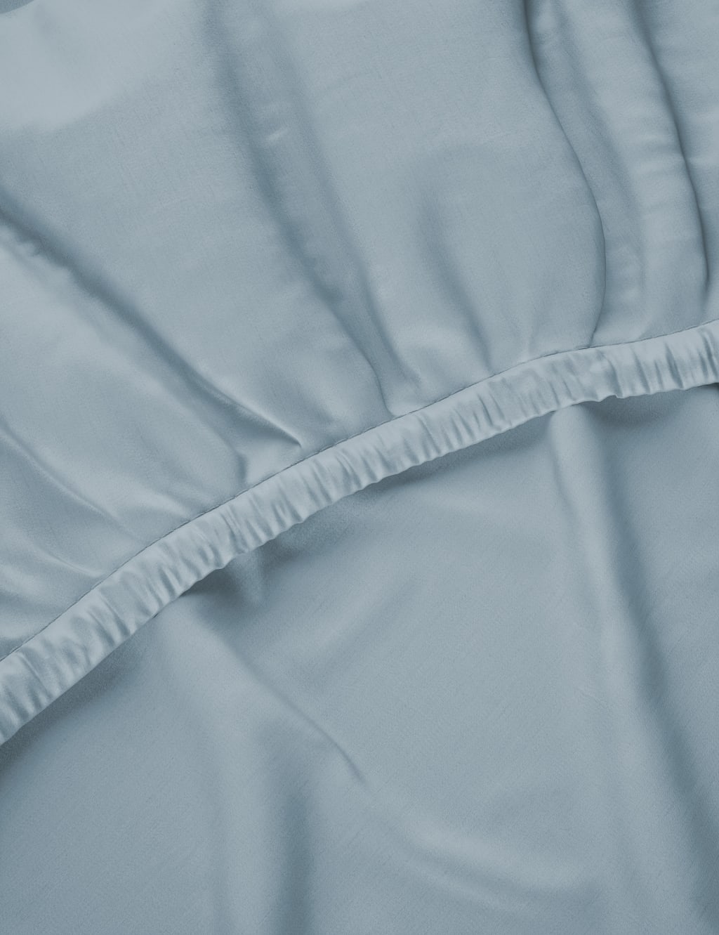 Egyptian Cotton Sateen 400 Thread Count Extra Deep Fitted Sheet 2 of 4