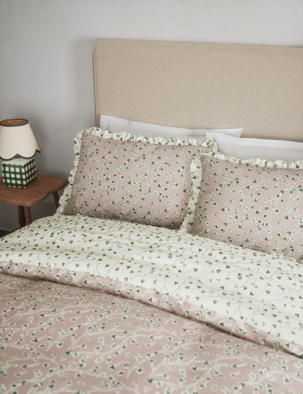 Pure Cotton Clover Print Bedding Set 4 of 6
