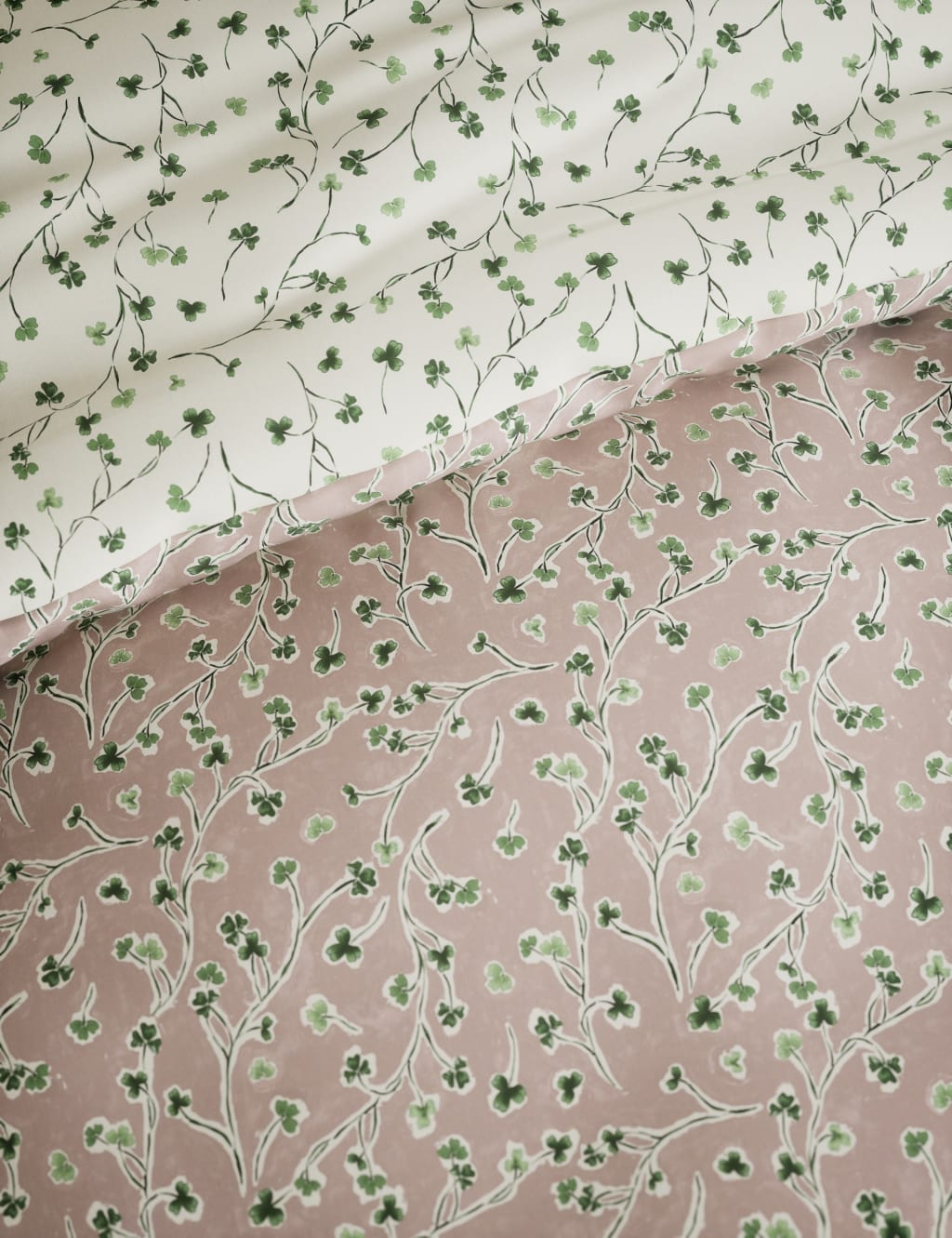 Pure Cotton Clover Print Bedding Set 5 of 6
