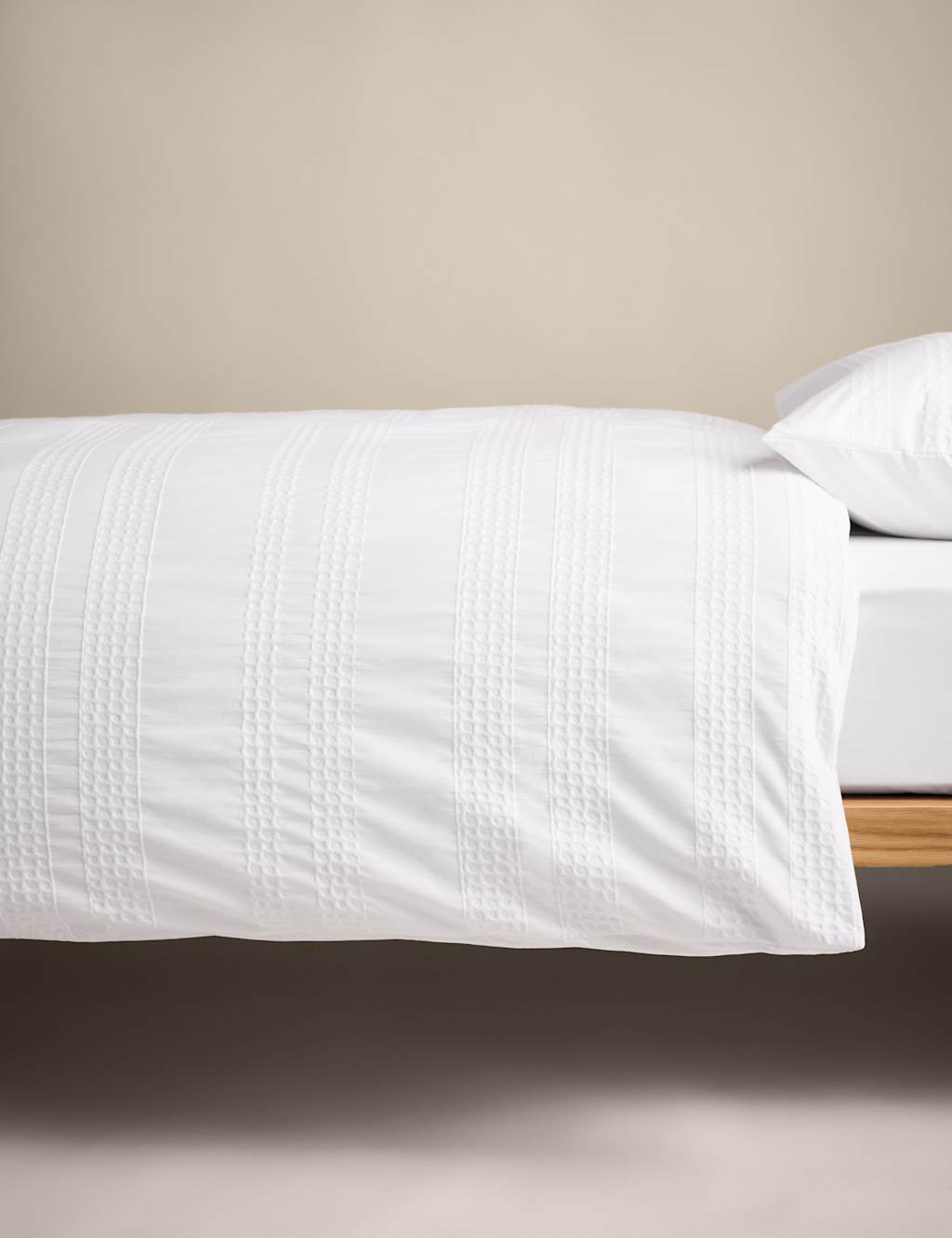 Pure Cotton Waffle Matelassé Bedding Set 5 of 5