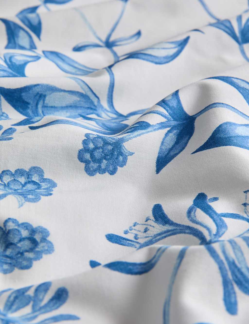 Pure Cotton Trailing Leaf Bedding Set 4 of 7