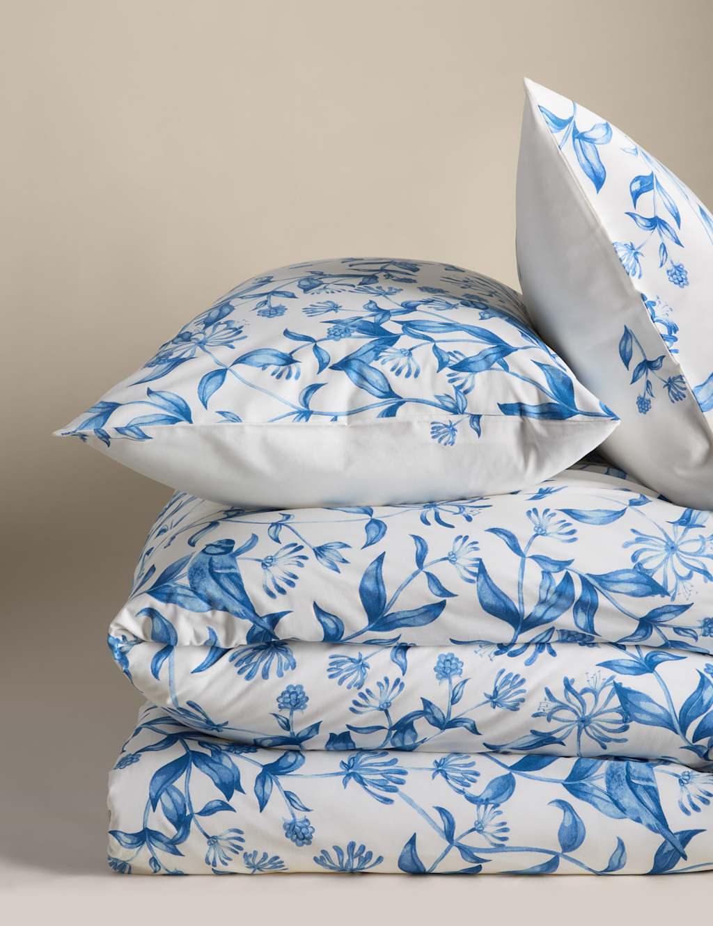 Pure Cotton Trailing Leaf Bedding Set 2 of 7