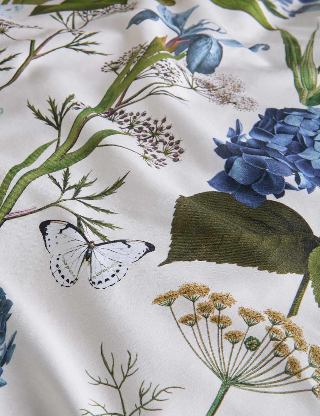 Pure Cotton Floral Bedding Set 4 of 6