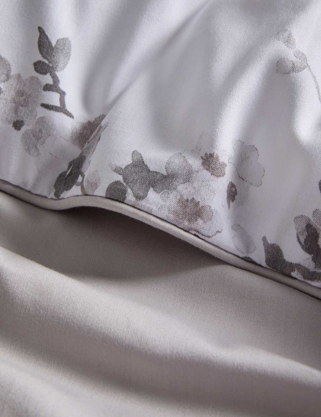 Pure Cotton Sateen Cherry Blossom Bedding Set 5 of 7