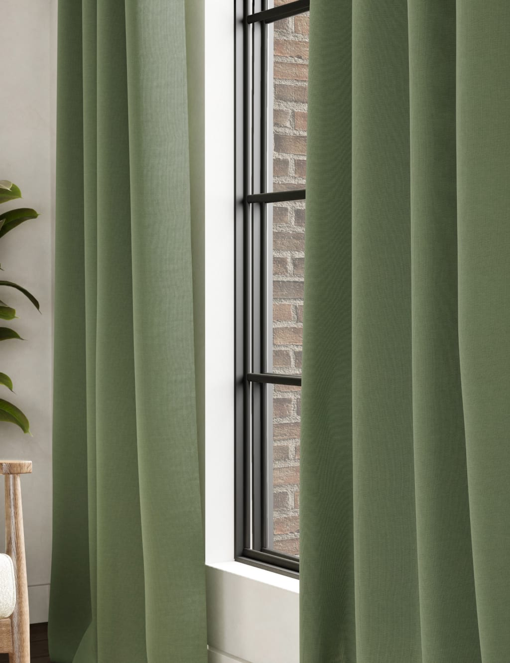 Brushed Eyelet Blackout Thermal Curtains 2 of 4