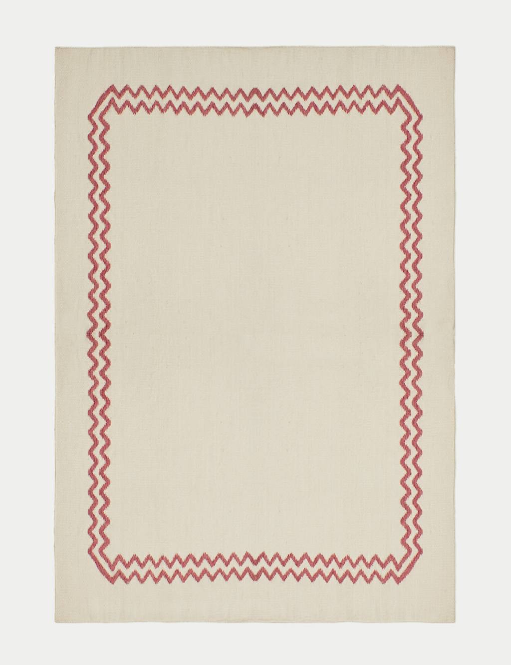 Wool Rich Scallop Rug 2 of 4