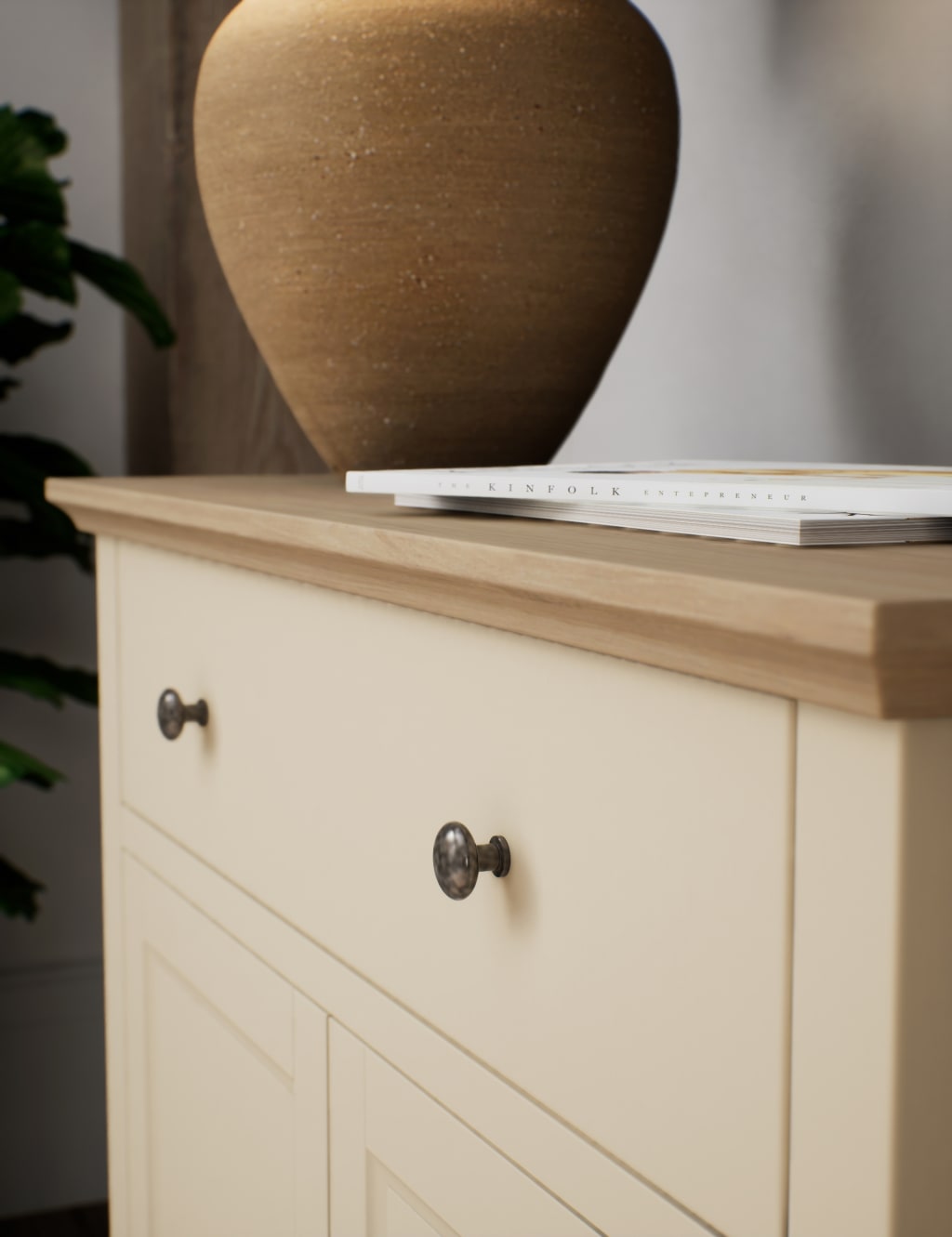 Winchester Sideboard 4 of 7