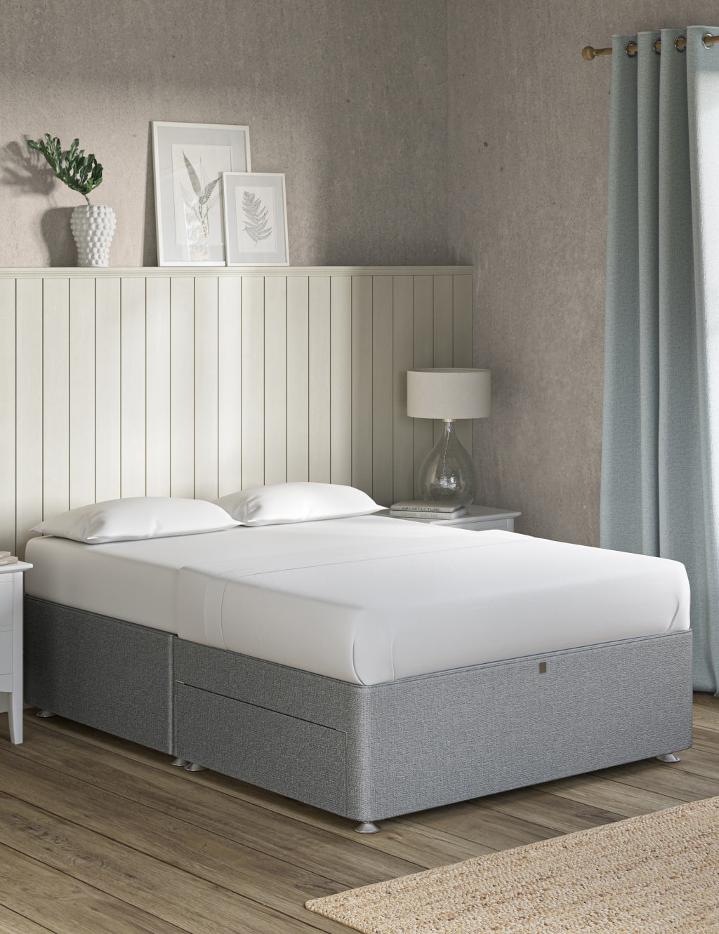 Classic Sprung 2 Drawer Divan 1 of 6