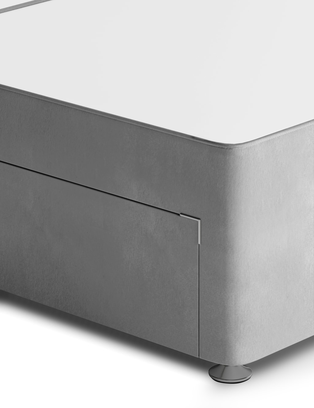 Classic Sprung 4 Drawer Divan 3 of 6