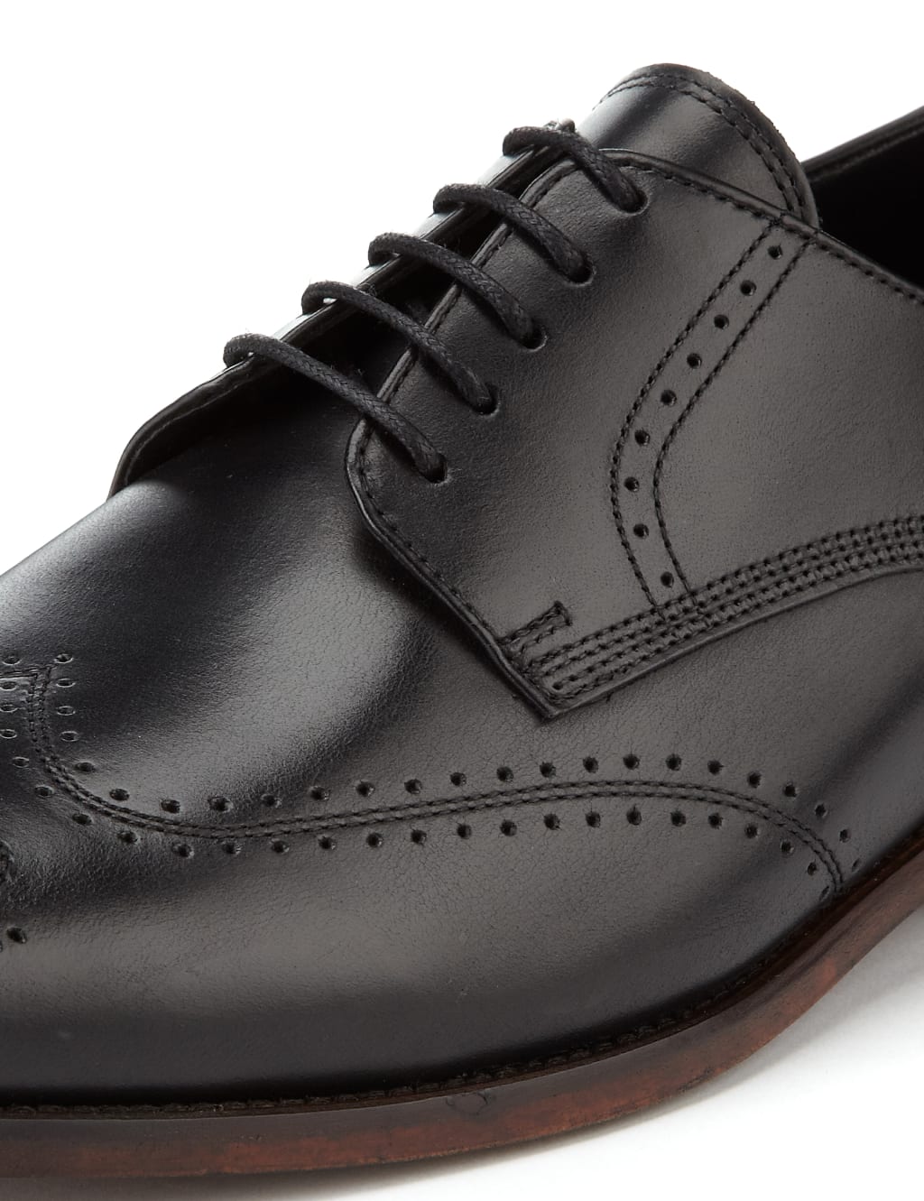 Freshfeet Leather Wingtip Brogue Shoes with Silver Technology Collezione M S