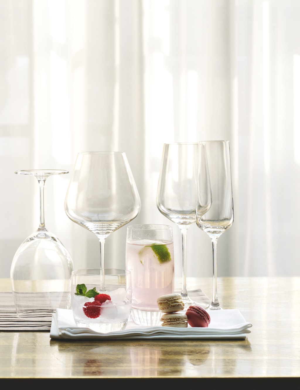 Set of 4 Nova Red Wine Glasses 4 of 4