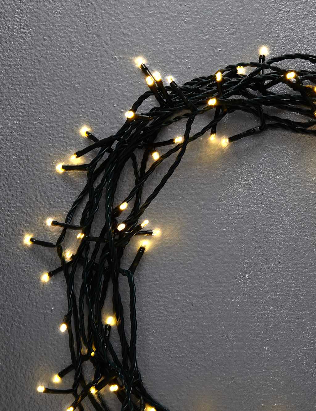 100 Warm White Battery LED Christmas Lights with Timer Switch 3 of 5