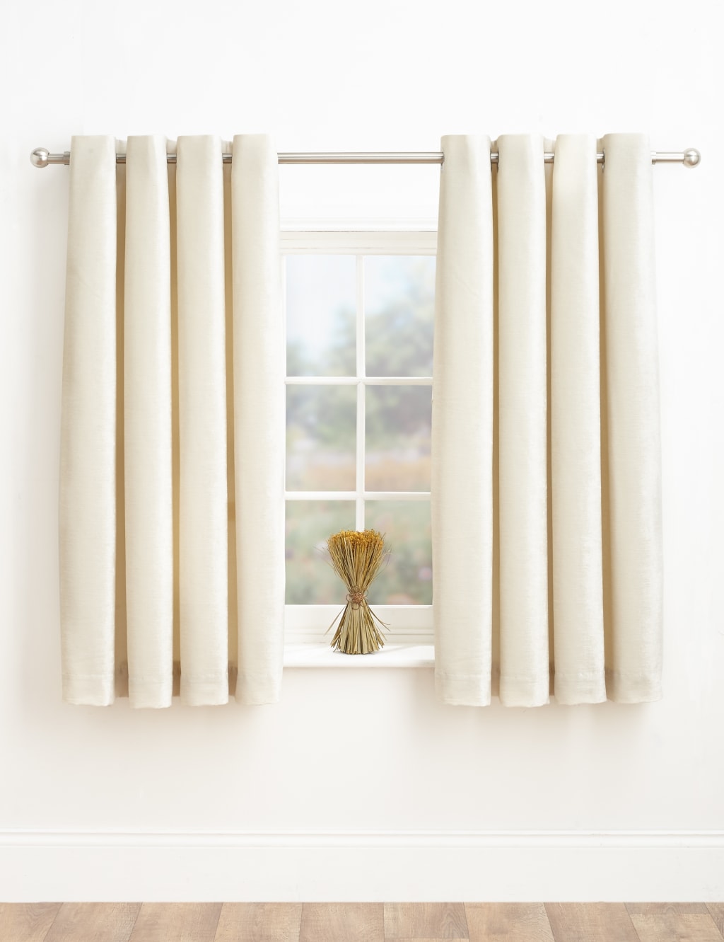 Chenille Eyelet Curtains 1 of 3