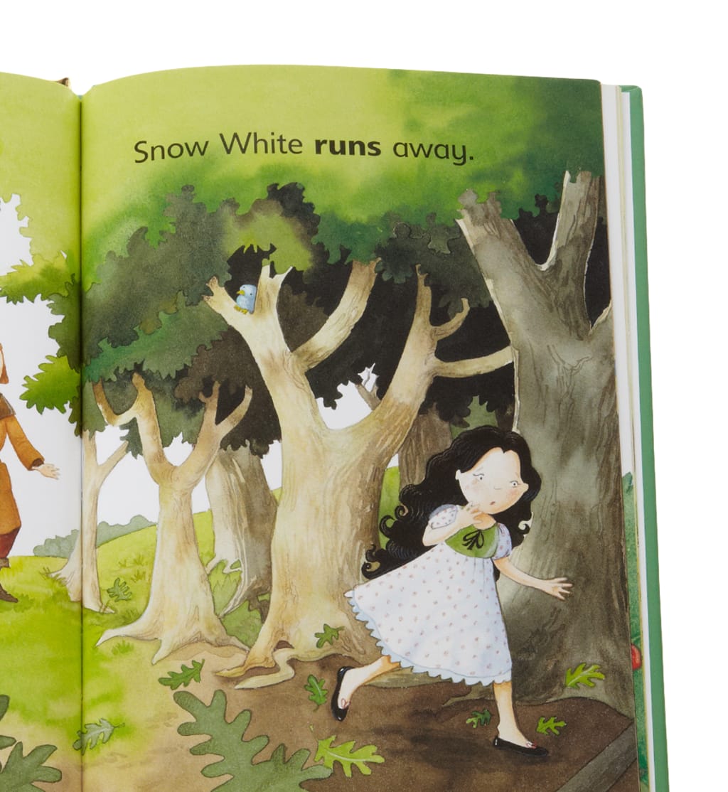 Snow White & The Seven Dwarves Story Book 3 of 3