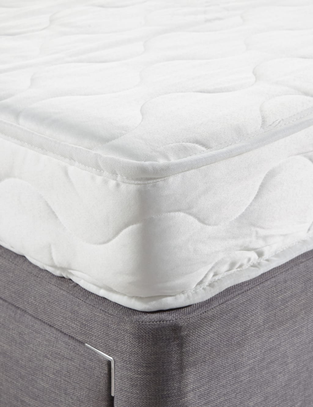 Express Loft Sleep Ready Mattress 2 of 2
