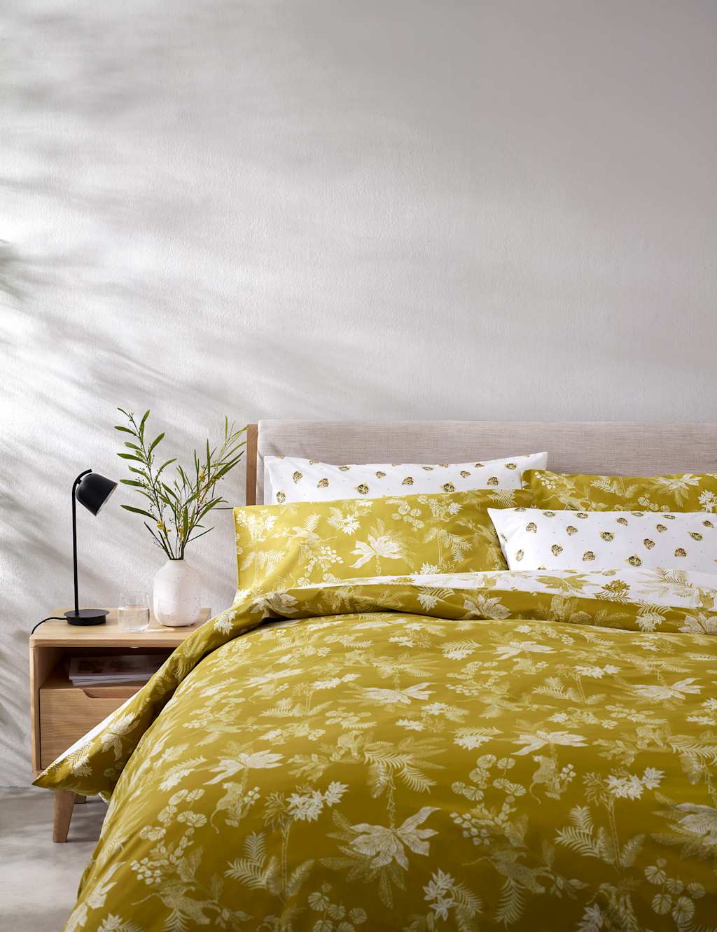 Nord Bed 5 of 9
