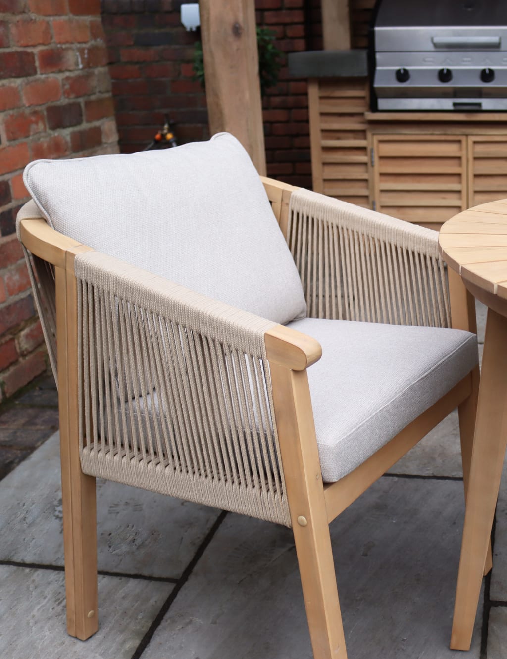 Roma 2 Seater Bistro Table & Chairs 4 of 7