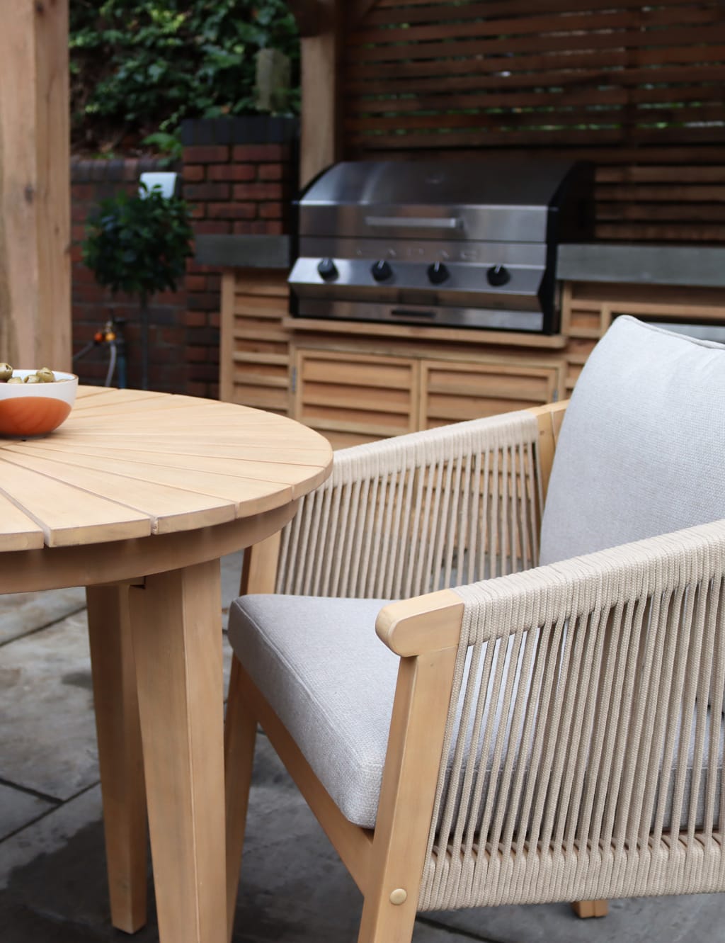 Roma 2 Seater Bistro Table & Chairs 5 of 7