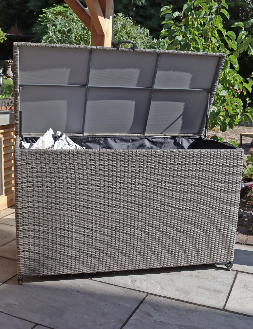 Paris Rattan Cushion Box 4 of 8