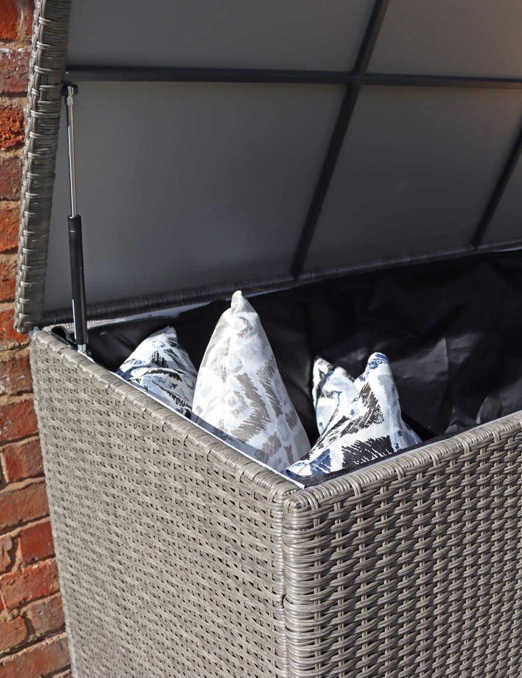 Paris Rattan Cushion Box 5 of 8