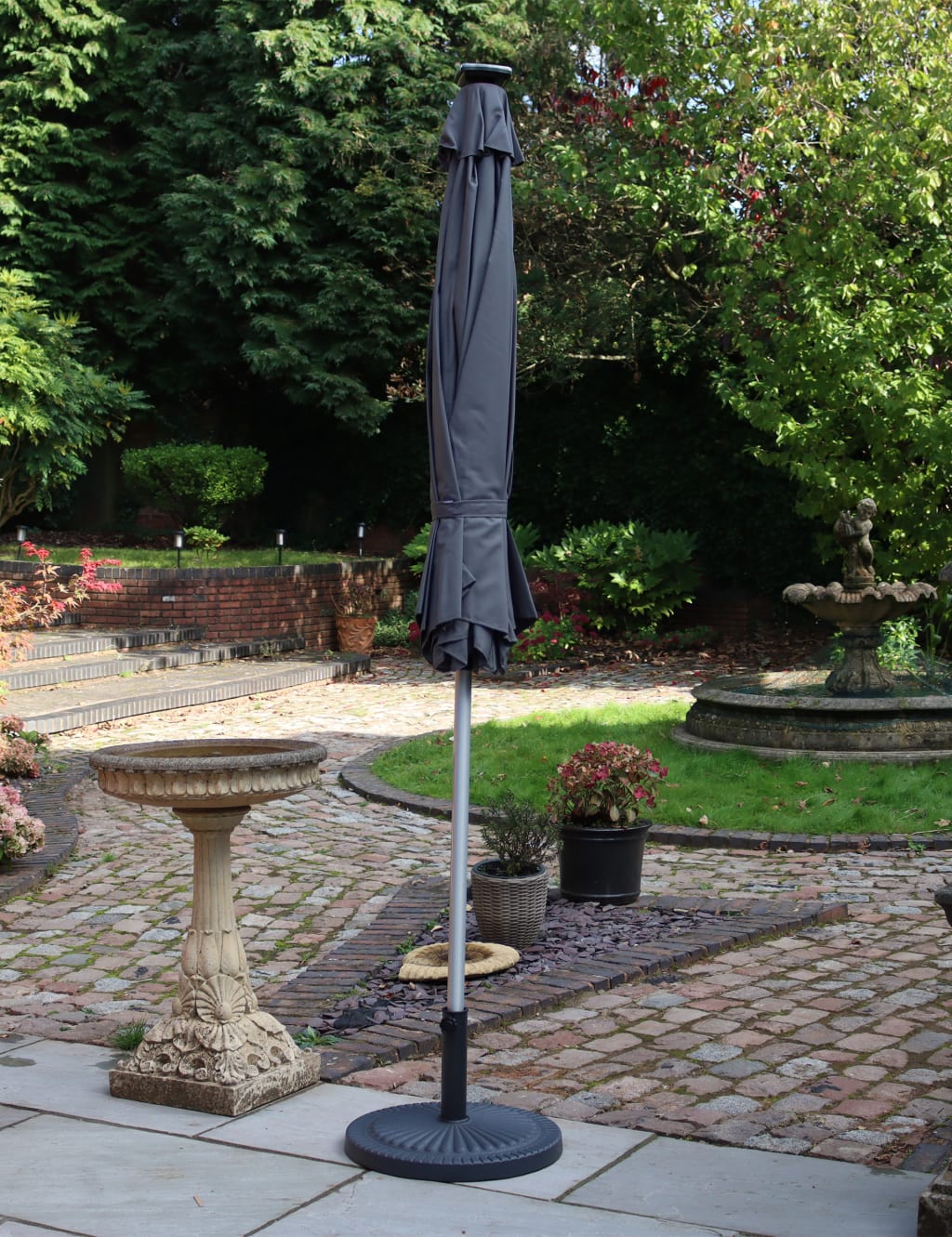 Crank and Tilt LED Strip Parasol 6 of 8