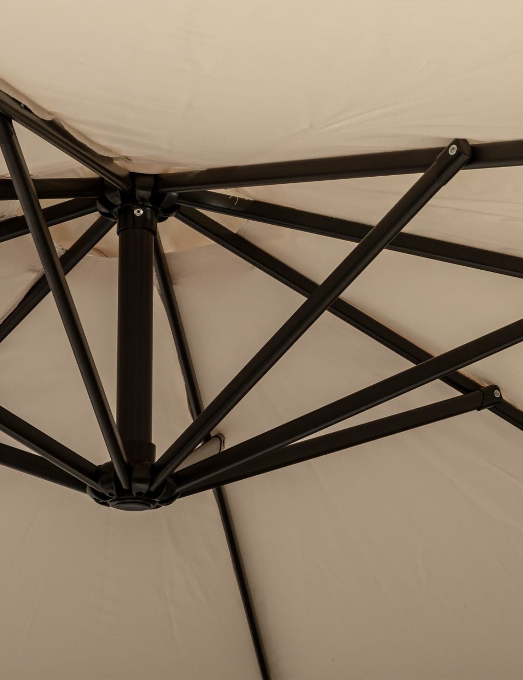 Deluxe 3m Cantilever Parasol 4 of 7