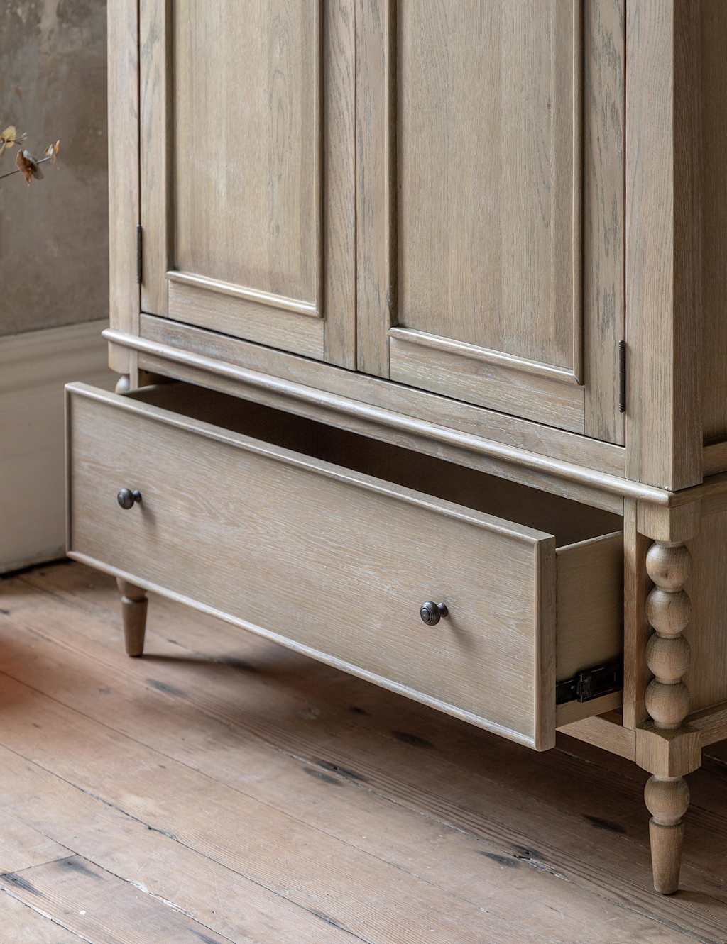 Artisan 1 Drawer Double Wardrobe 4 of 7