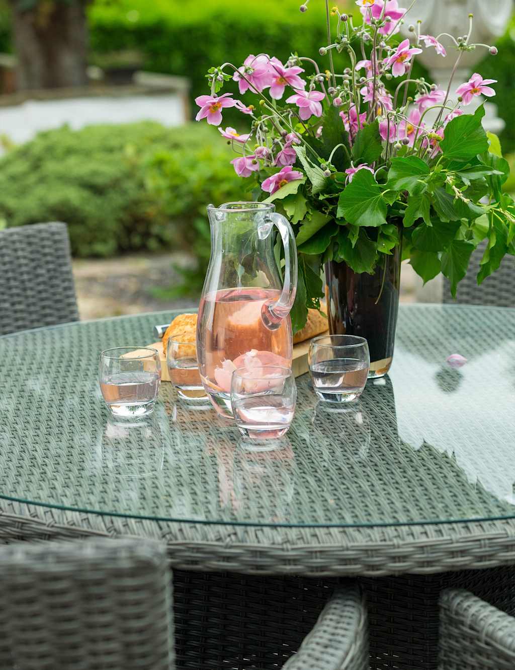Paris 4 Seater Dining Set 5 of 8