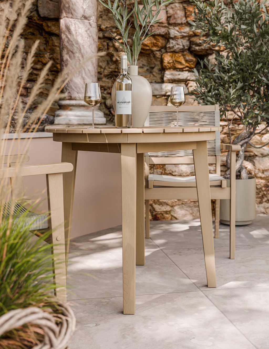 Roma Bistro Table and 2 Chairs 3 of 8