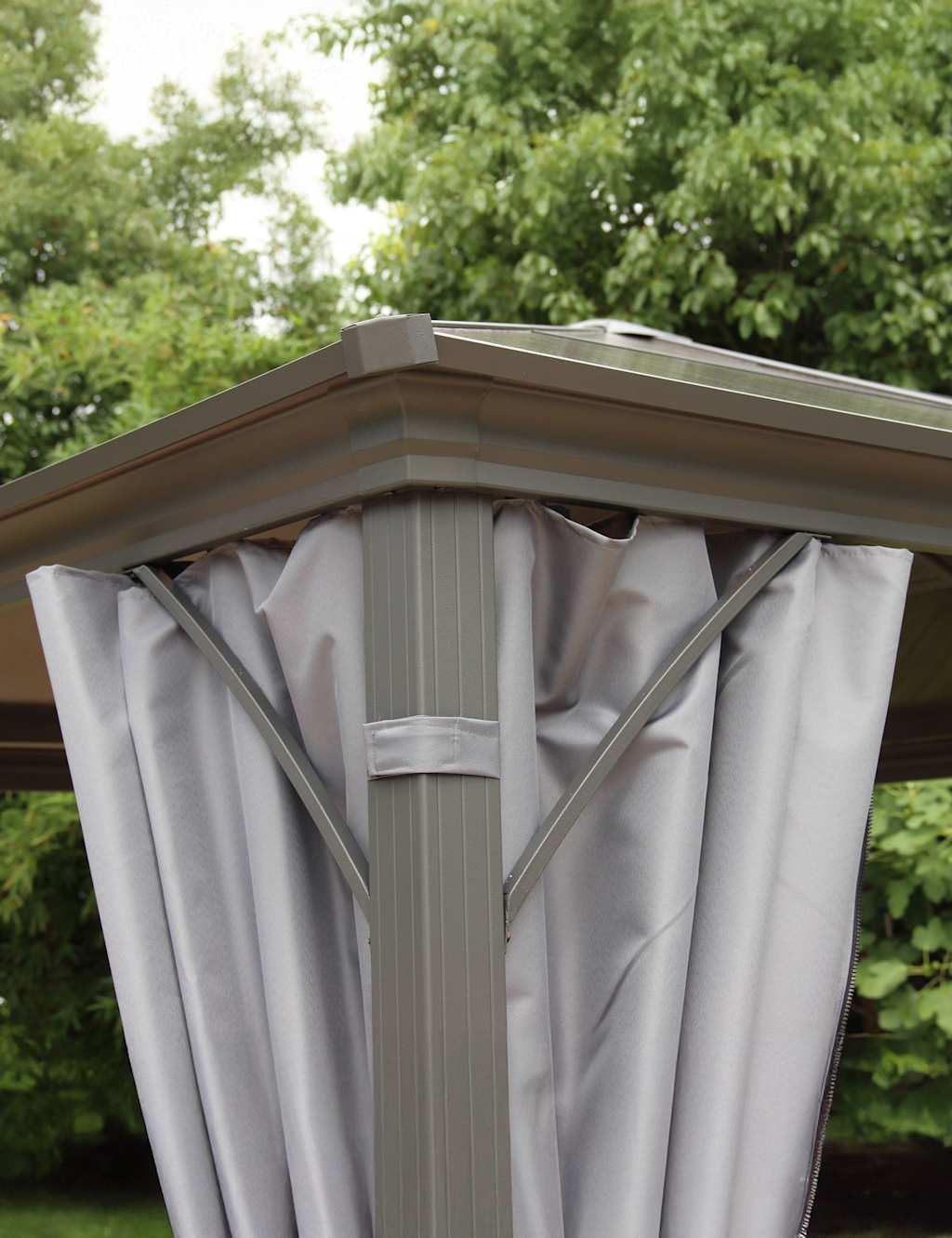 Lugano 3m x 3m Square Gazebo 2 of 5