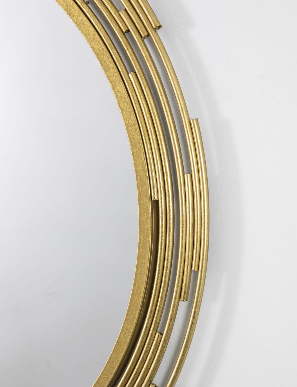 Cristo Large Round Wall Mirror 3 of 4