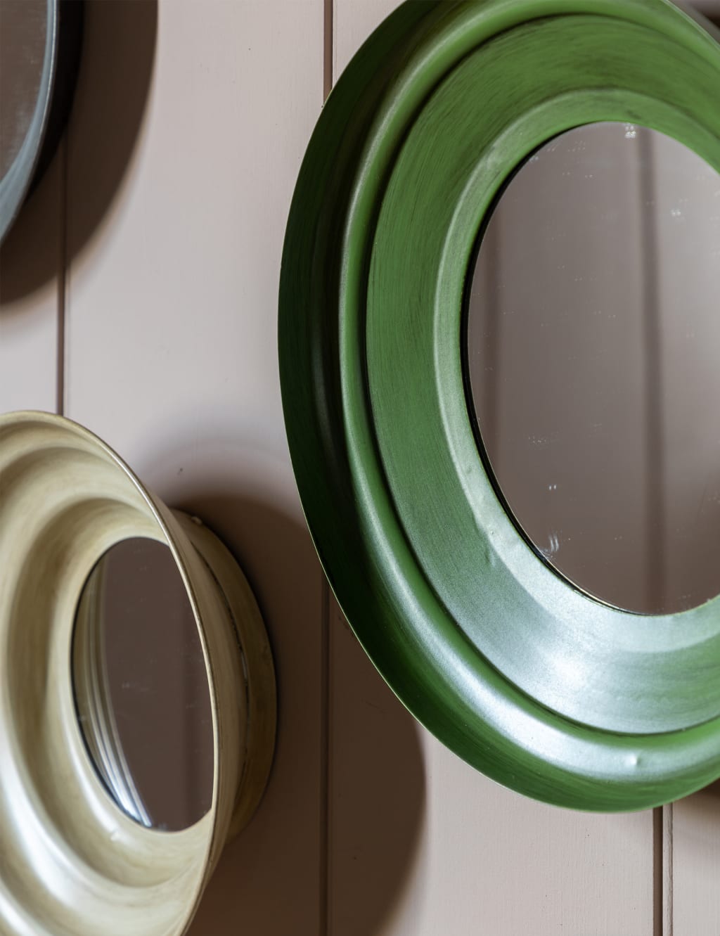 Set of 5 Crosby Round Wall Mirrors 3 of 4