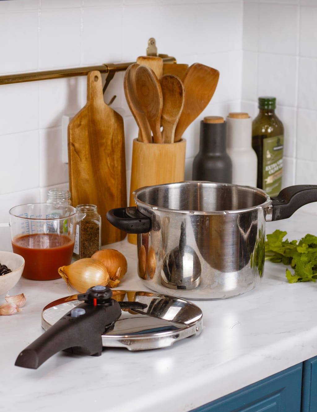 Stainless Steel 6L Pressure Cooker 5 of 7