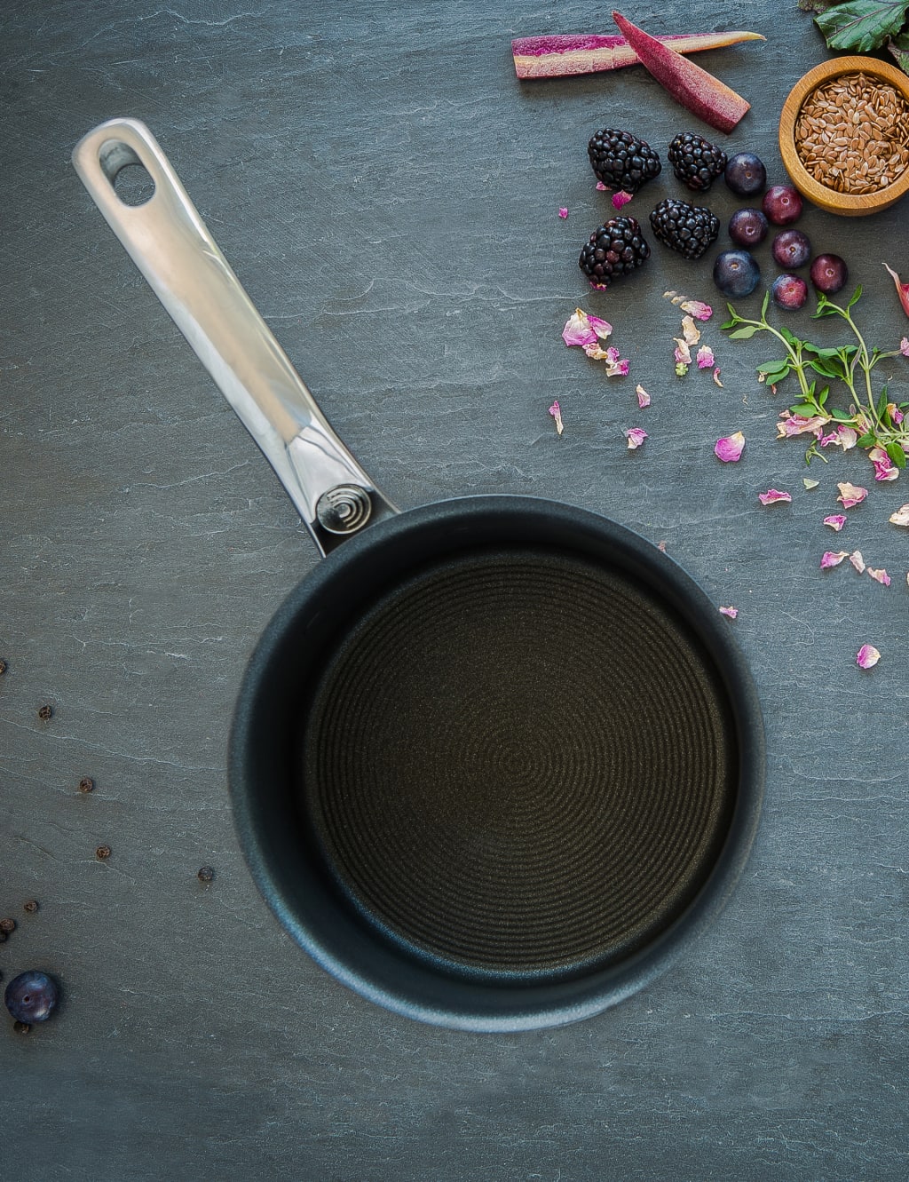 Excellence 22cm Non Stick Frying Pan 6 of 6