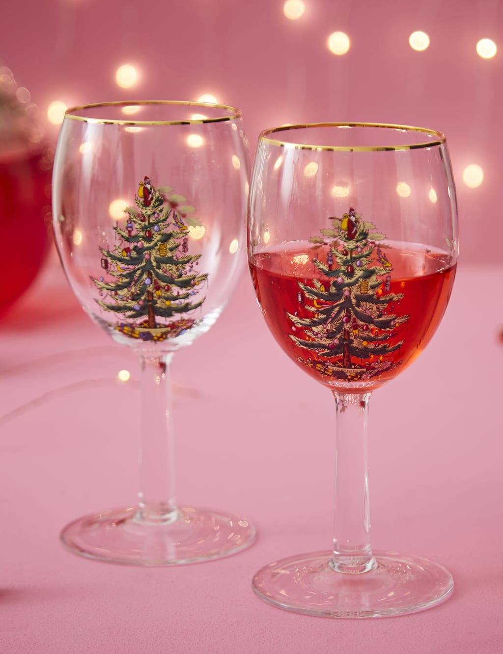 Set of 4 Christmas Tree Wine Glasses 3 of 7