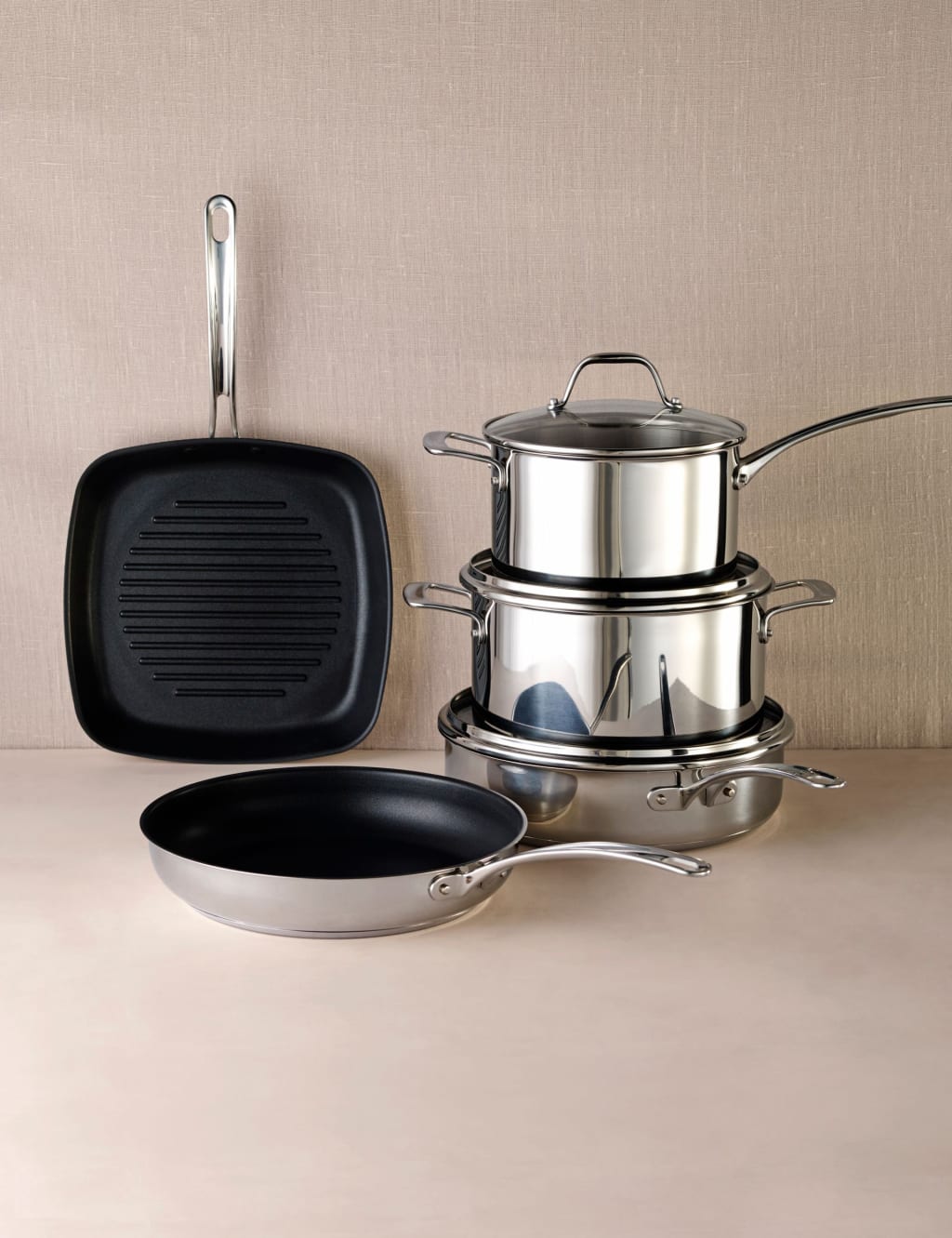 Stainless Steel 20cm Large Saucepan 2 of 3
