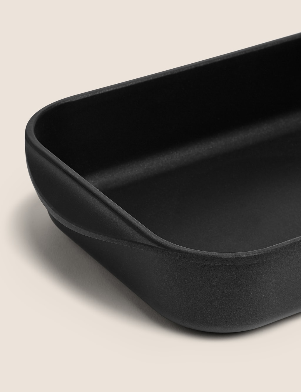 Large Cast Aluminium Roaster 5 of 7