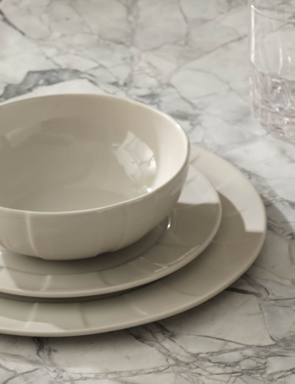12 Piece Textured Dinner Set 1 of 8