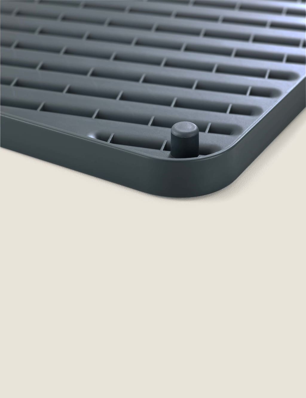 Flip Up Draining Board Joseph Joseph M S