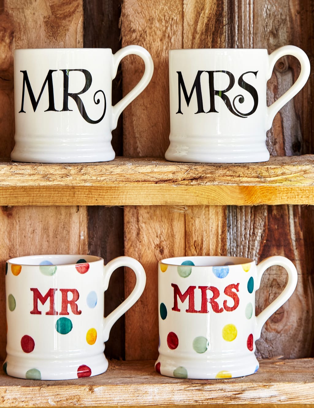 Set of 2 Mr & Mrs Polka Dot Mugs 1 of 4