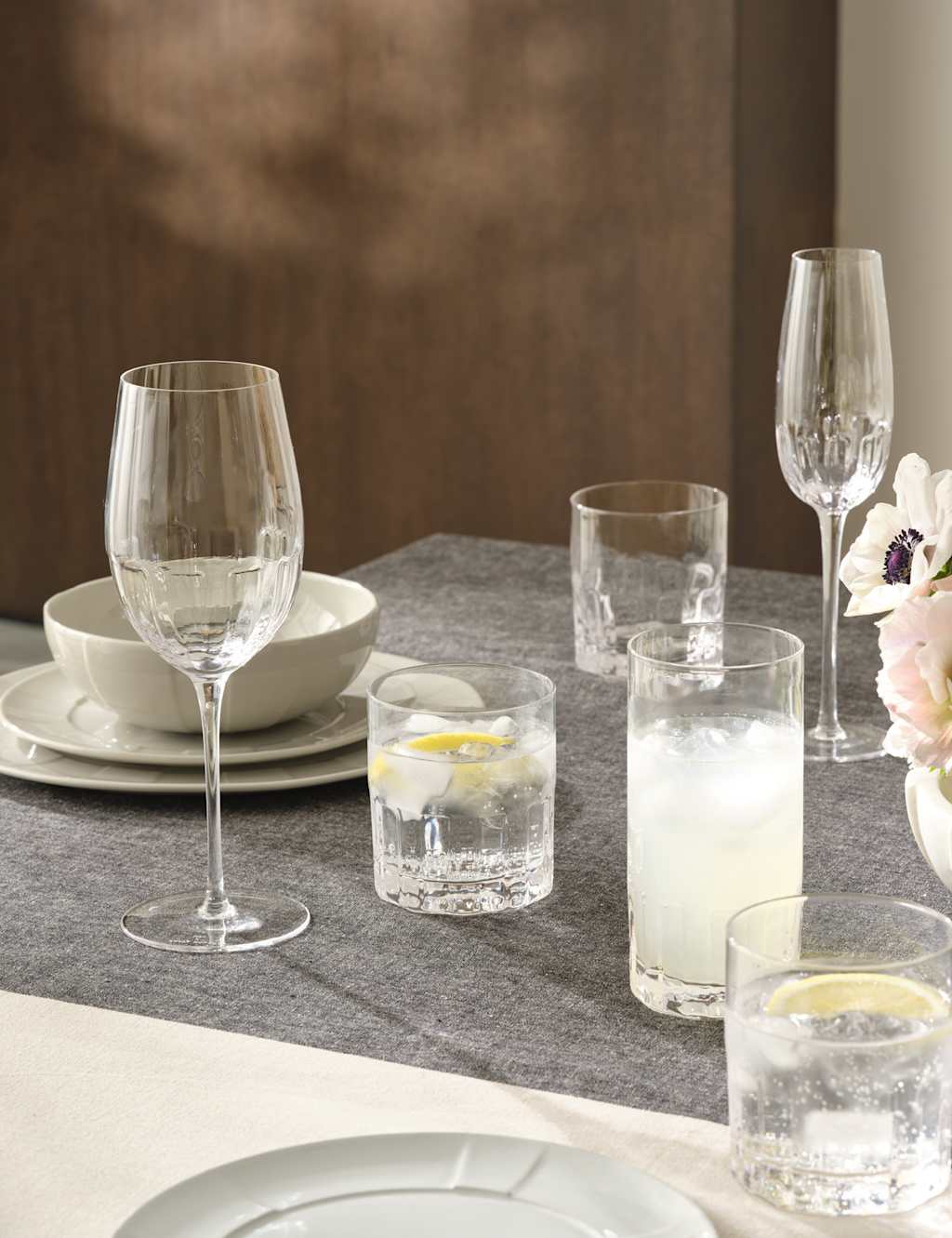 Set of 4 Textured Tumblers 8 of 9