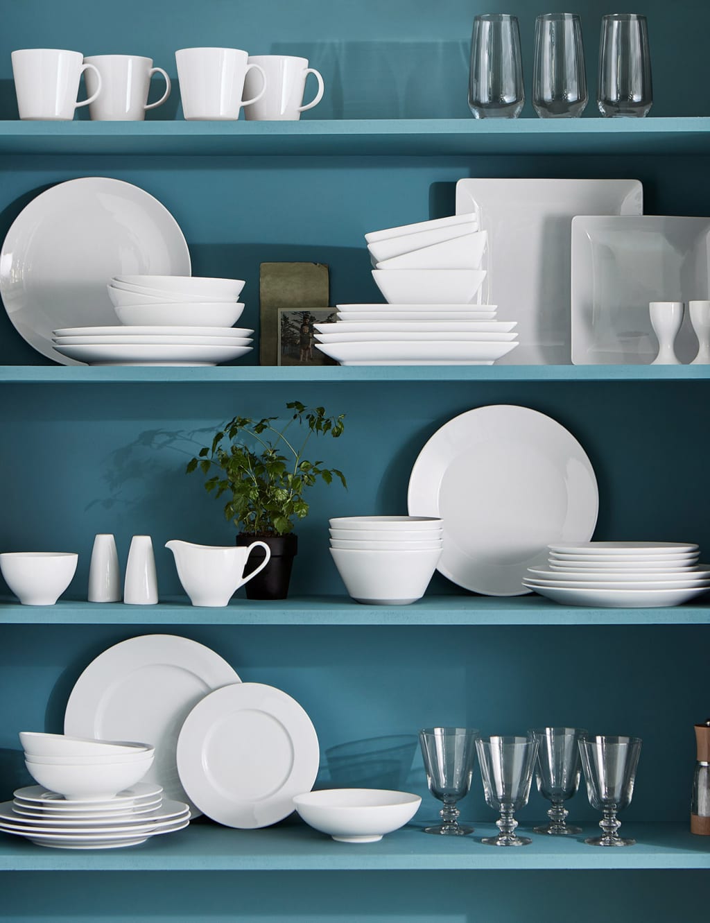 Square plates and bowls top
