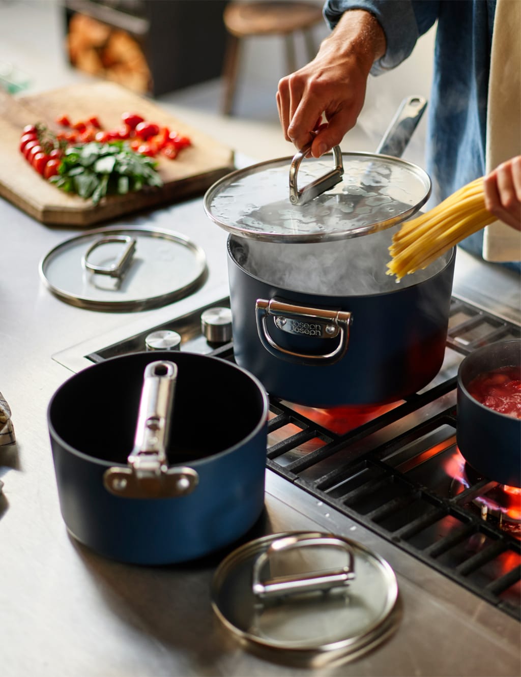 Space 19cm Ceramic Non-Stick Saucepan 3 of 8